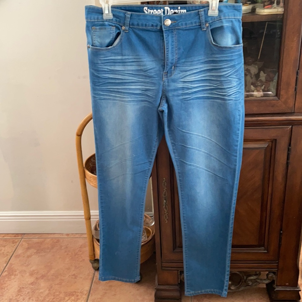 Women’s Jeans